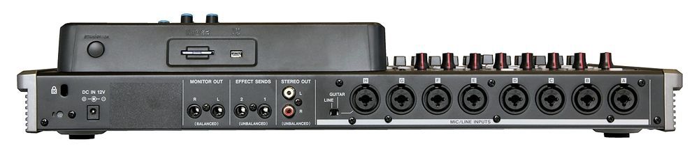 Tascam DP-24SD 24 Spur Digital Porta Studio mit Effekte und Metronom