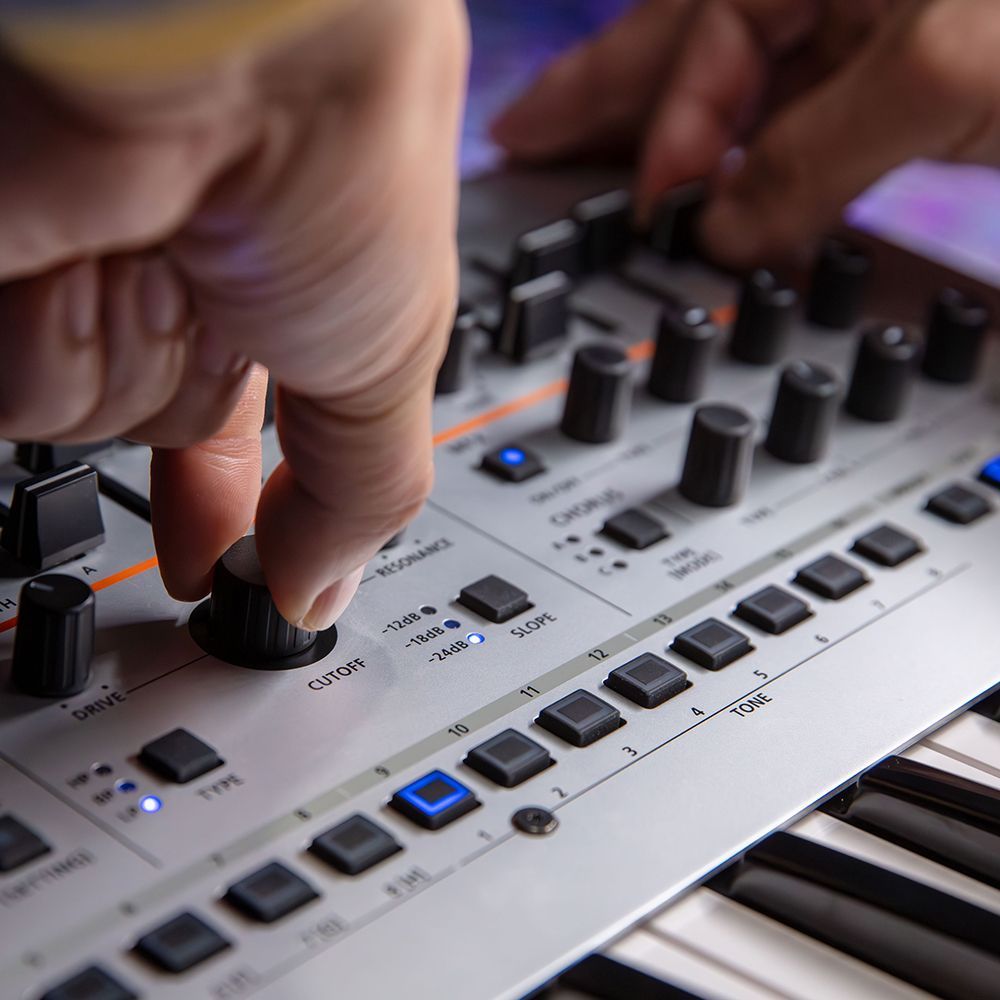 Roland GAIA II Synthesizer 