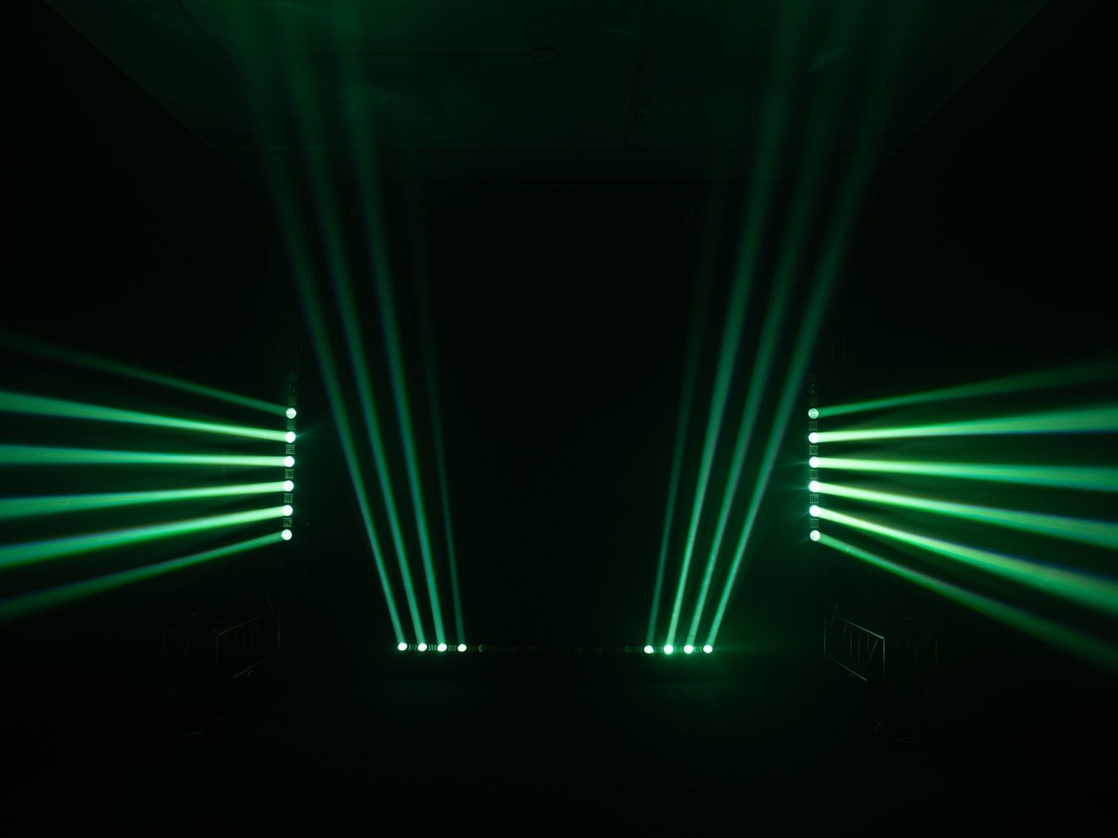 EUROLITE LED BAR-8 Swing QCL Leiste_00053262_