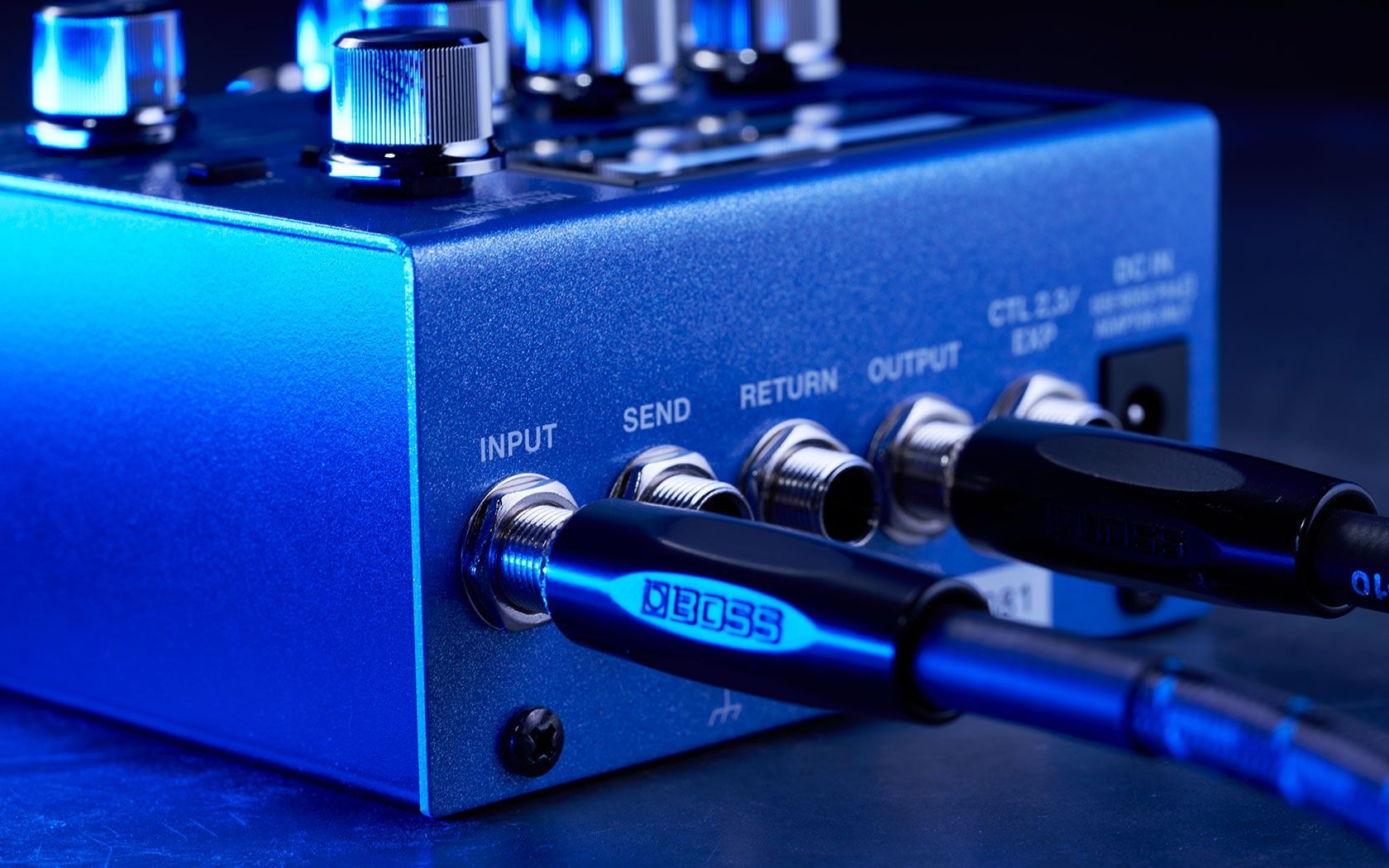 Boss SY-200 Gitarren/Bass-Synthesizer 