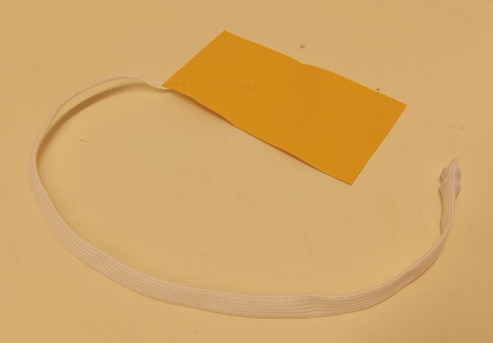 4038827039954 - Wischer für Klarinette Synthetik-Ledertuch mit Schnur und Gewicht