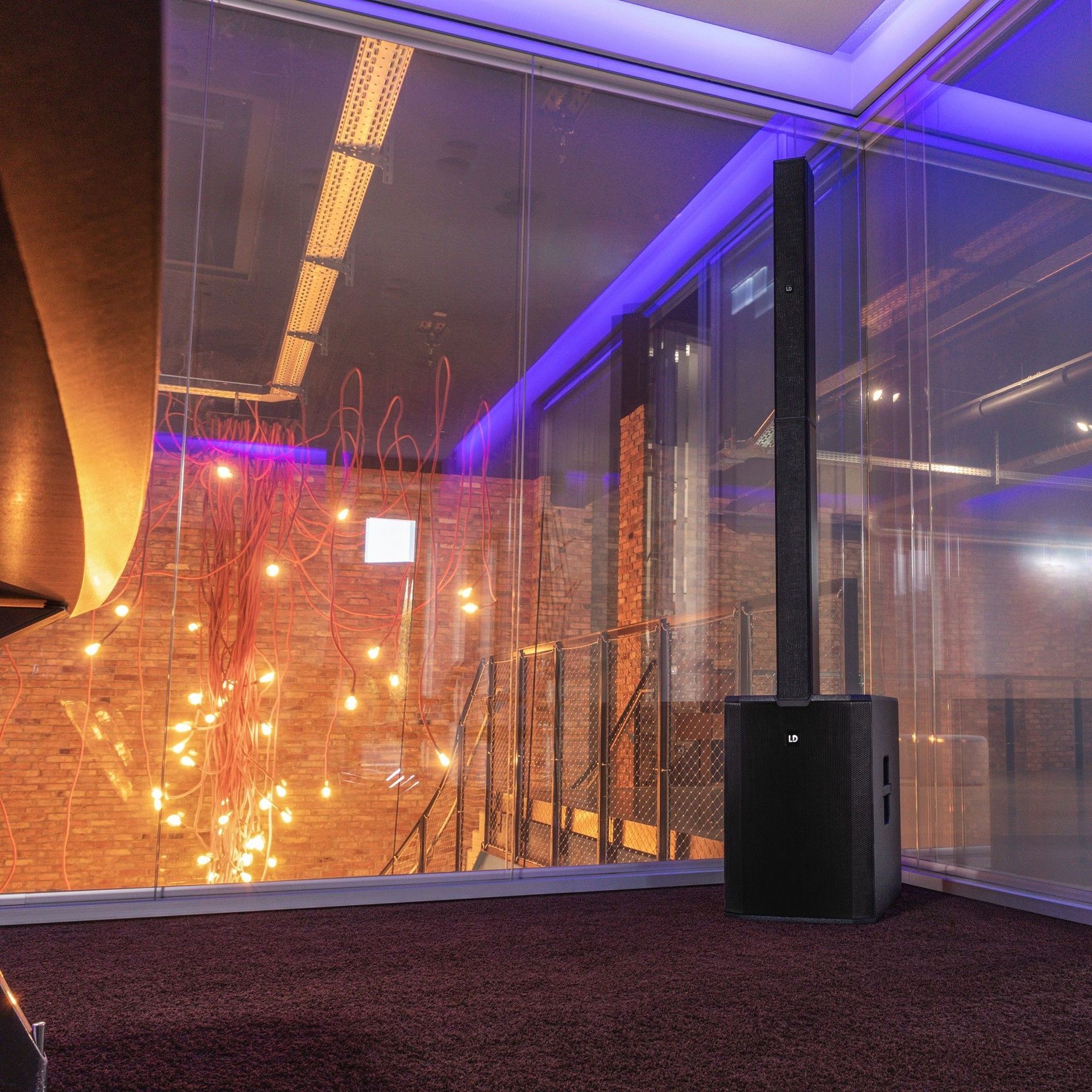 LD Systems Maui 44 G2 aktives Säulen PA-System mit 1500W RMS Class-D Endstufen