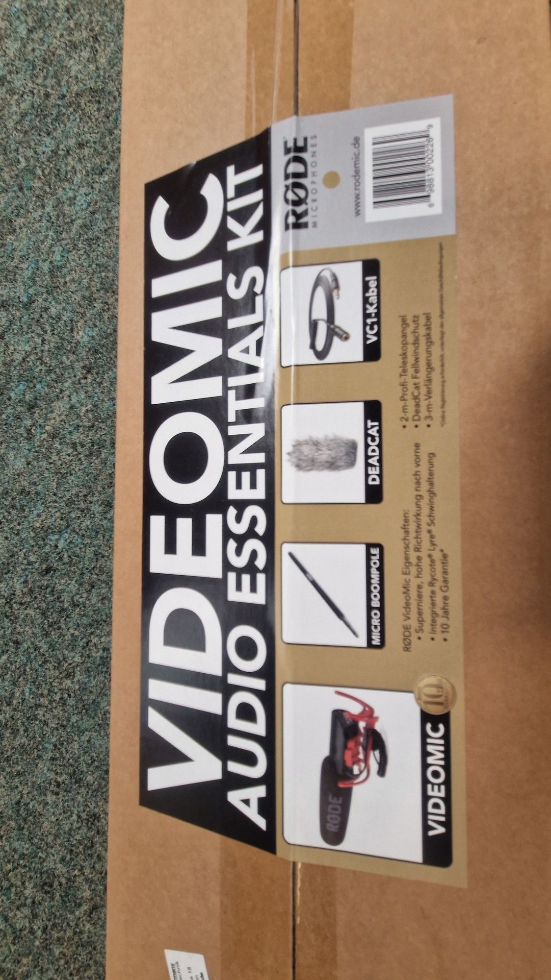 RODE Videomic Rycote Bundle mit Fellwindschutz und Boompole