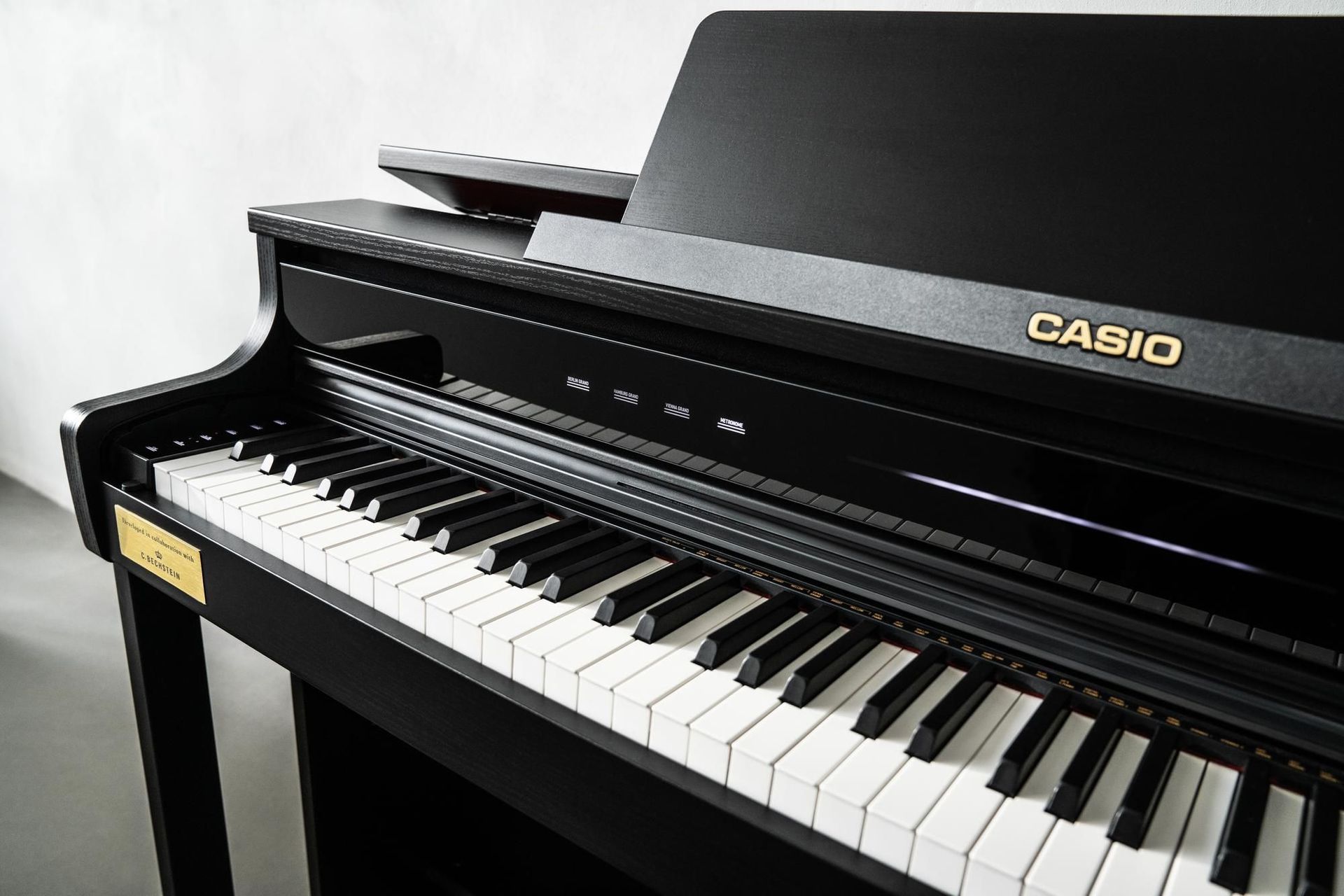 Casio AP-750 BK Digitalpiano mit neuer (Bechstein) AIR Grand Source Tonerzeugung