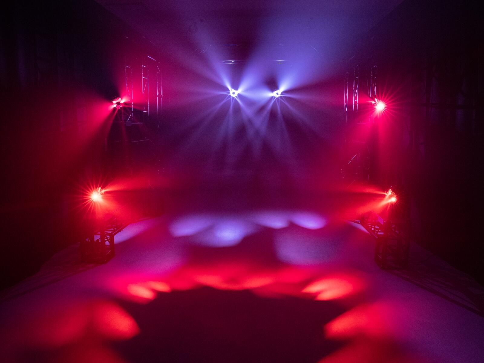 EUROLITE LED TMH-H240 Beam/Wash/Flowereffekt Movinghead EUROLITE LED TMH-H240 Beam/Wash/Flowereffekt Movinghead