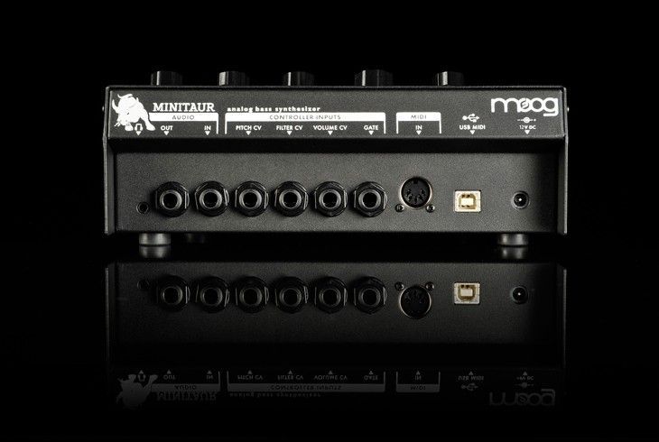 Moog MINITAUR Desktop  Bass Synthesizer mit Audio Input