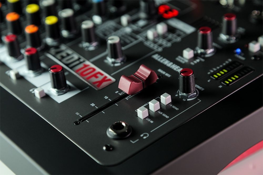 Allen & Heath ZEDi-10FX Mixer mit 4x4 USB Interface (24bit / 96KHz), Effektgerät