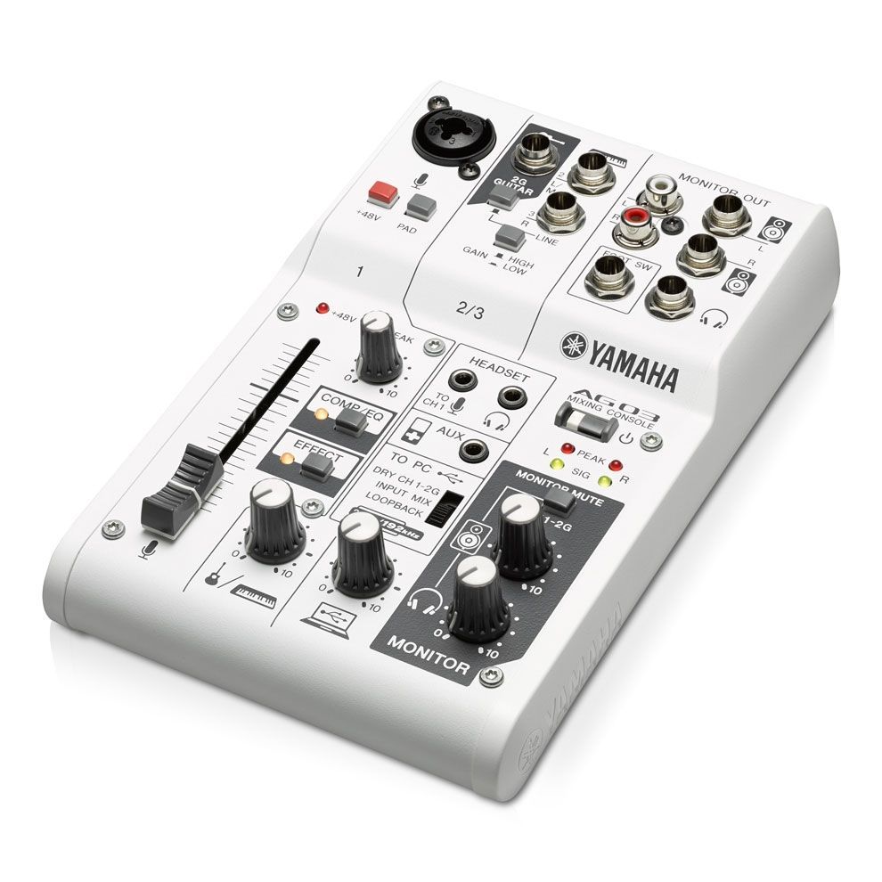 Yamaha AG03 Mixer mit internem USB 2.0 Audiointerface für PC/Mac und iPad