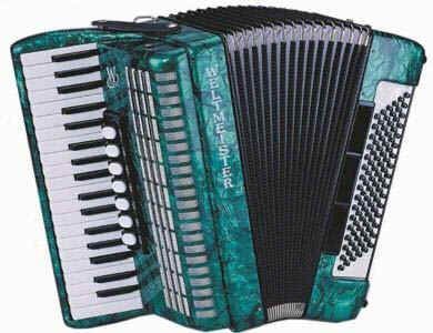 Weltmeister OPAL 96 Akkordeon grün, 37 96 III 7, 18mm Tastatur  - Onlineshop Musikhaus Markstein