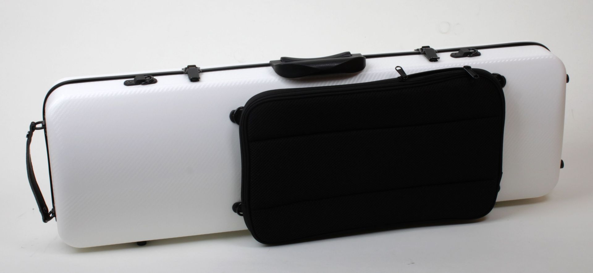 GEWA Etui/ Koffer Violine Polycarbonat 4/4 weiß, 2,4kg, Rucksackriemen GEWA Etui/ Koffer Violine Polycarbonat 4/4 weiß, 2,4kg, Rucksackriemen