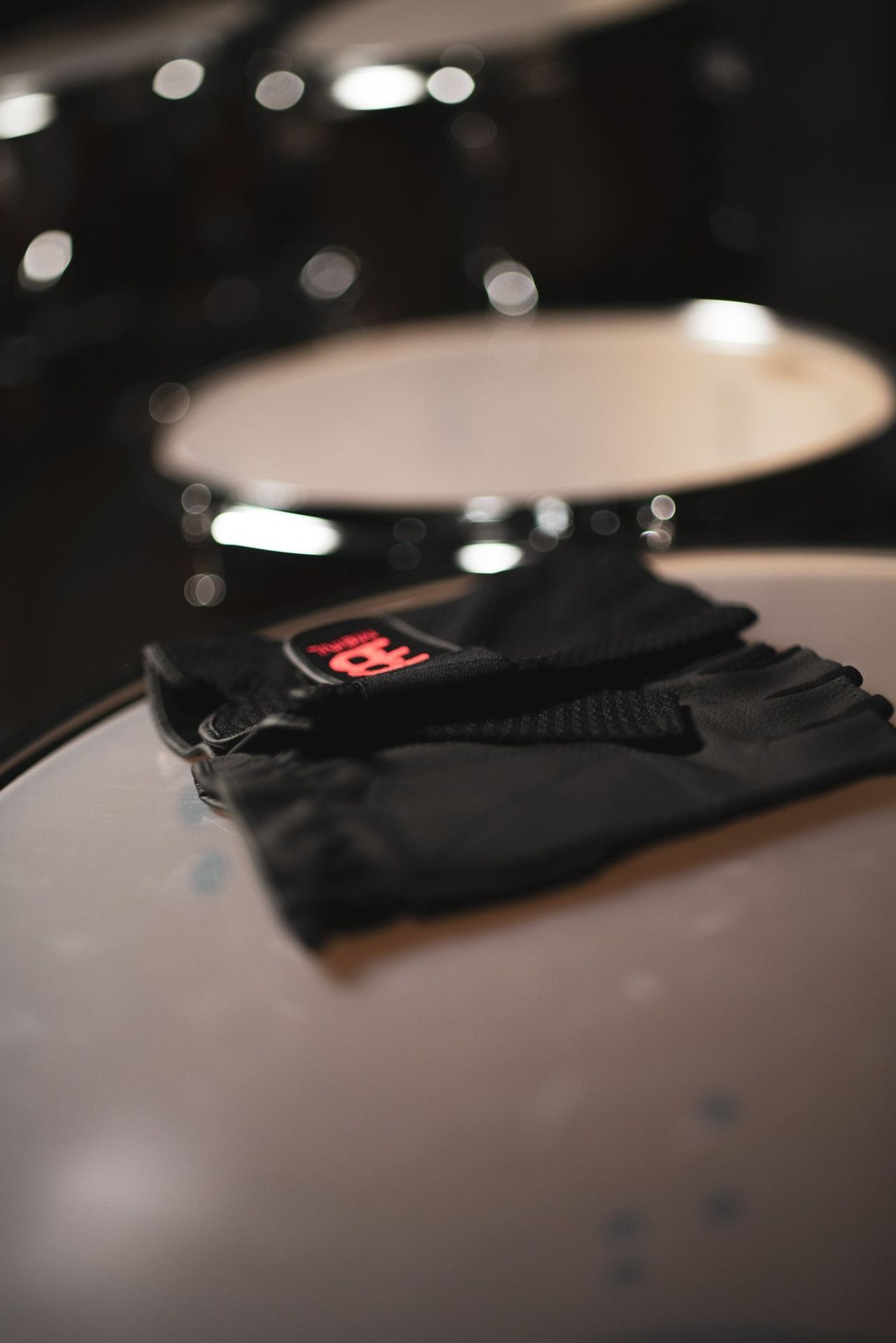 Meinl MDGFL-L Drummer Gloves Größe L, ohne Finger, Schlagzeughandschuhe, Leder Meinl MDGFL-L Drummer Gloves Größe L, ohne Finger, Schlagzeughandschuhe, Leder