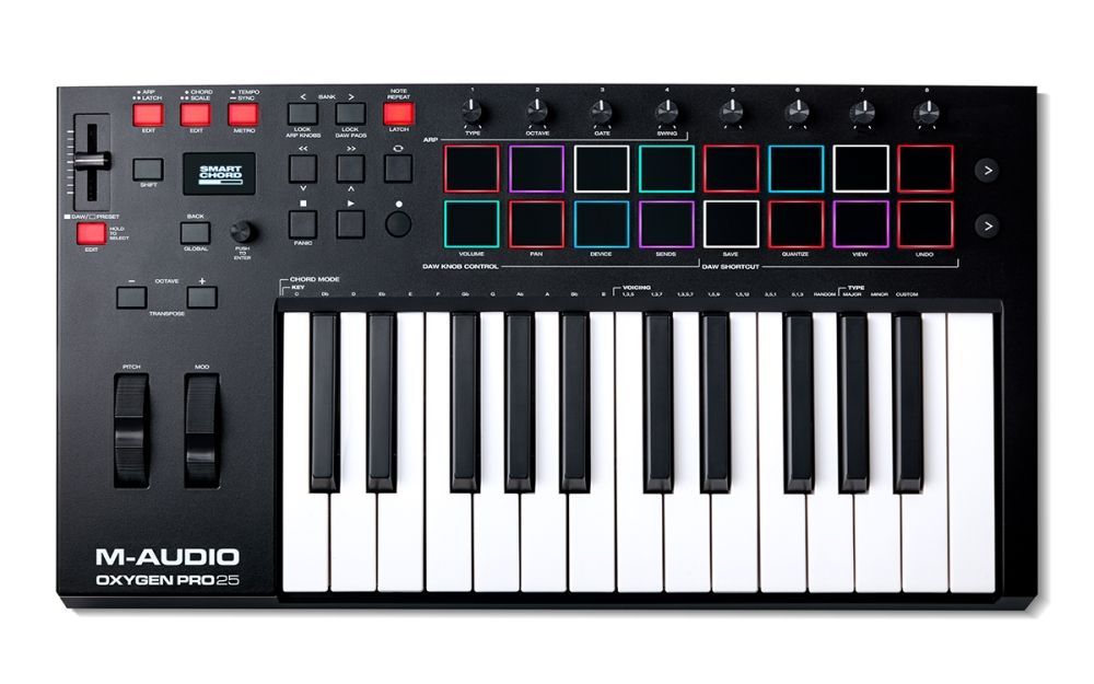 M-Audio OXYGEN PRO 25  USB/MIDI Controller Keyboard mit 8 Triggerpads