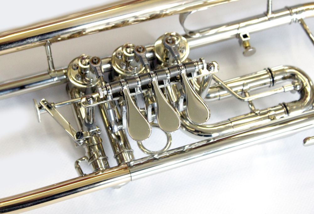 B&S 3005WTRL B-Konzerttrompete, incl.Etui u. Pflegeset