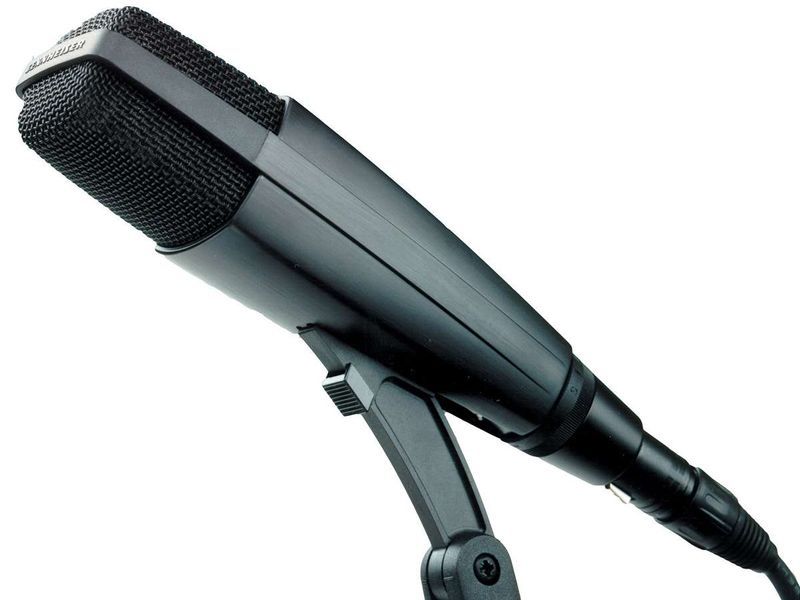 Sennheiser MD 421 II dynamisches Gesangs- und Instrumentenmikrofon