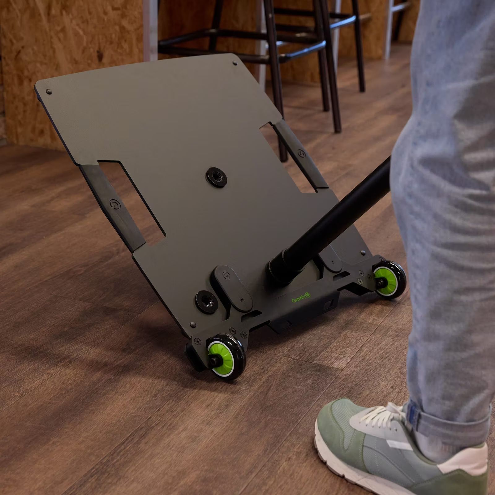 Gravity LA WI 1 Radeinschub für Stative mit quadratischer Bodenplatte Gravity LA WI 1 Radeinschub für Stative mit quadratischer Bodenplatte