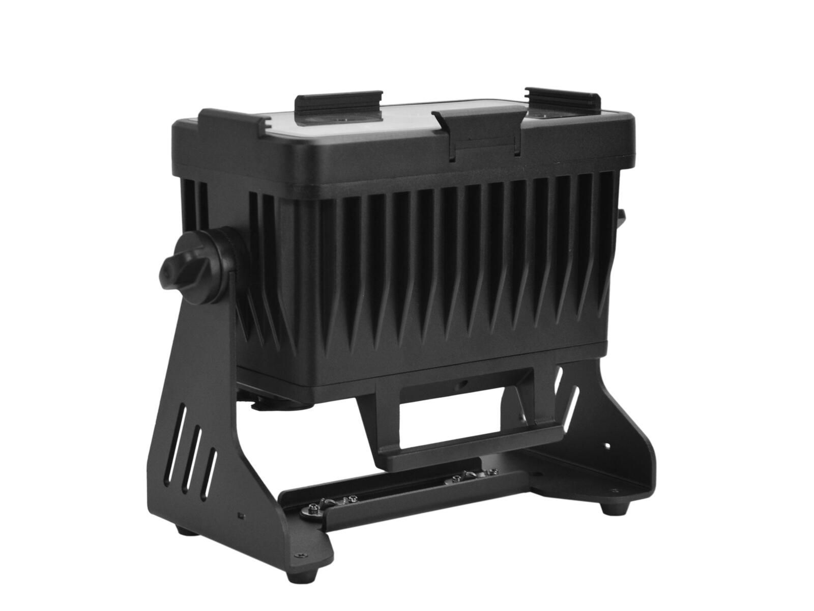 EUROLITE Multiflood IP 8x10W RGBW Wash LED Scheinwerfer Outdoor EUROLITE Multiflood IP 8x10W RGBW Wash LED Scheinwerfer Outdoor