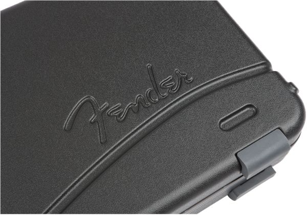 Fender Deluxe Molded Case – Stratocaster® - Telecaster® 