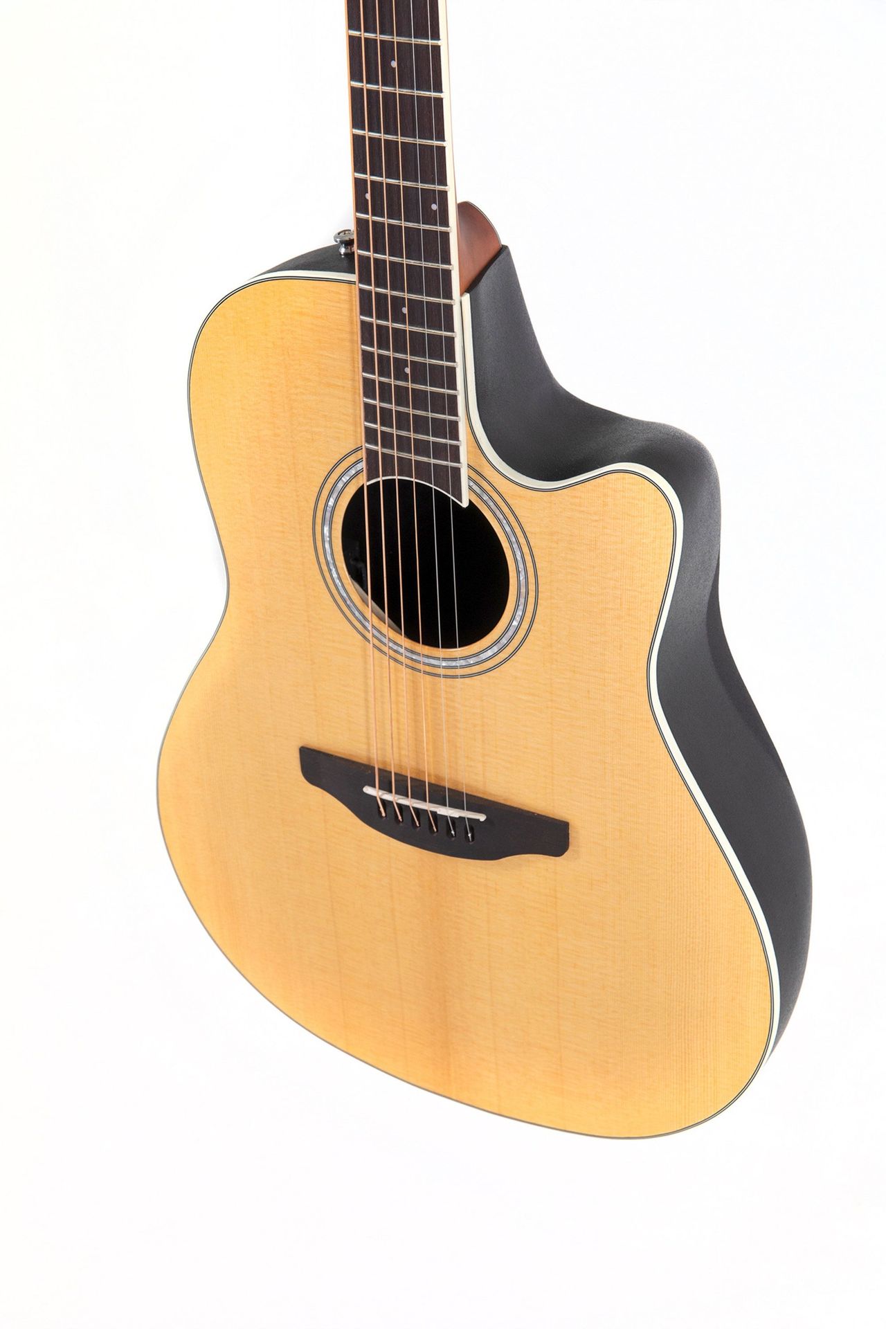 Ovation CS24-4-G Celibrity Traditional Mid Cutaway Natural