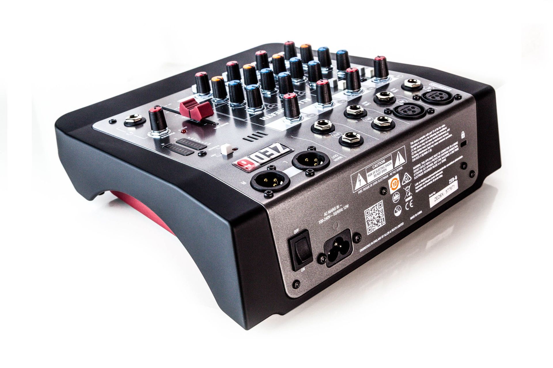 Allen & Heath ZED-6  Kleinmixer, 6 Kanal Mischpult mit XLR Master-Out