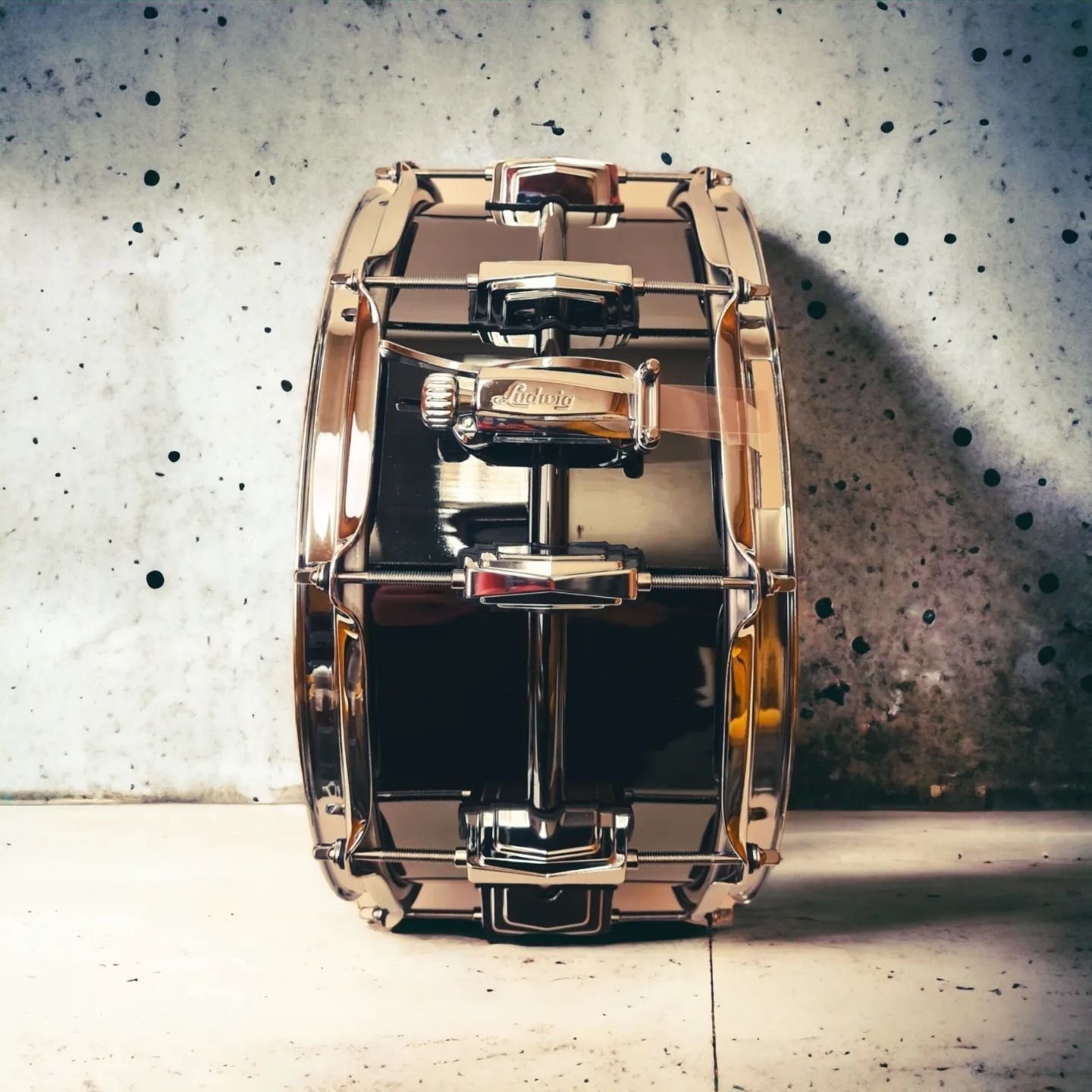 0641064194726 - Ludwig Black Beauty Snare Drum 14 x 65 LB417 0641064194726 - Ludwig Black Beauty Snare Drum 14 x 65 LB417