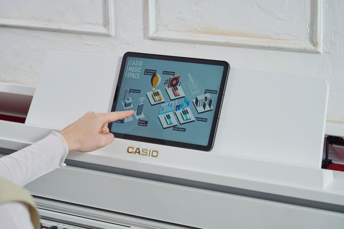 Casio AP-750 WE Digitalpiano mit neuer (Bechstein) AIR Grand Source Tonerzeugung