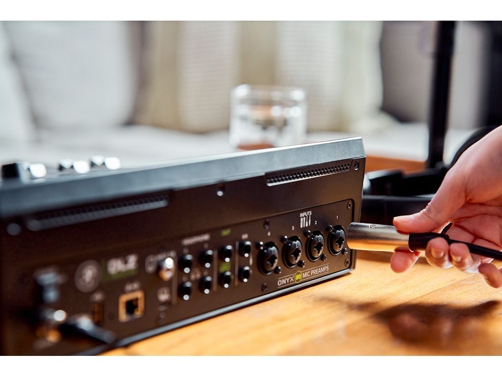 Mackie DLZ Creator Digitalmixer  für Podcasting und Streaming mit Bluetooth_00052142_