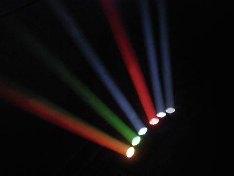 FUTURELIGHT Color Wave LED-Moving-Leiste Movinghead Lichteffekt mit RGBW Farben FUTURELIGHT Color Wave LED-Moving-Leiste Movinghead Lichteffekt mit RGBW Farben