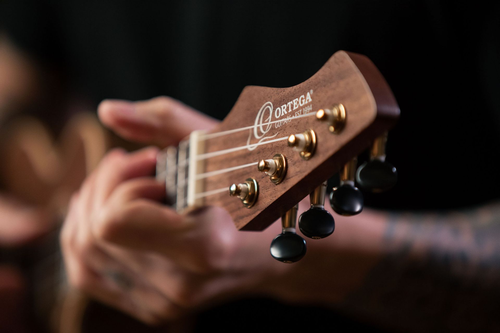 Ortega RUWN-CE Konzertukulele mit Pickup  incl. Gigbag_00040660_