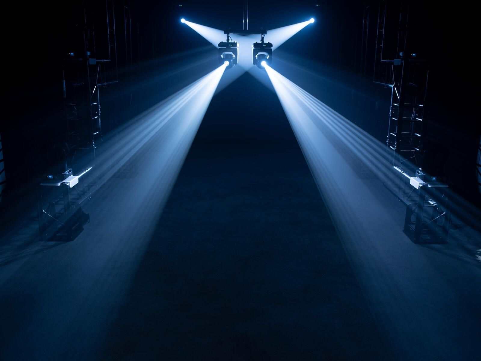 EUROLITE LED TMH-S90 Moving-Head Spot mit 90-Watt-LED