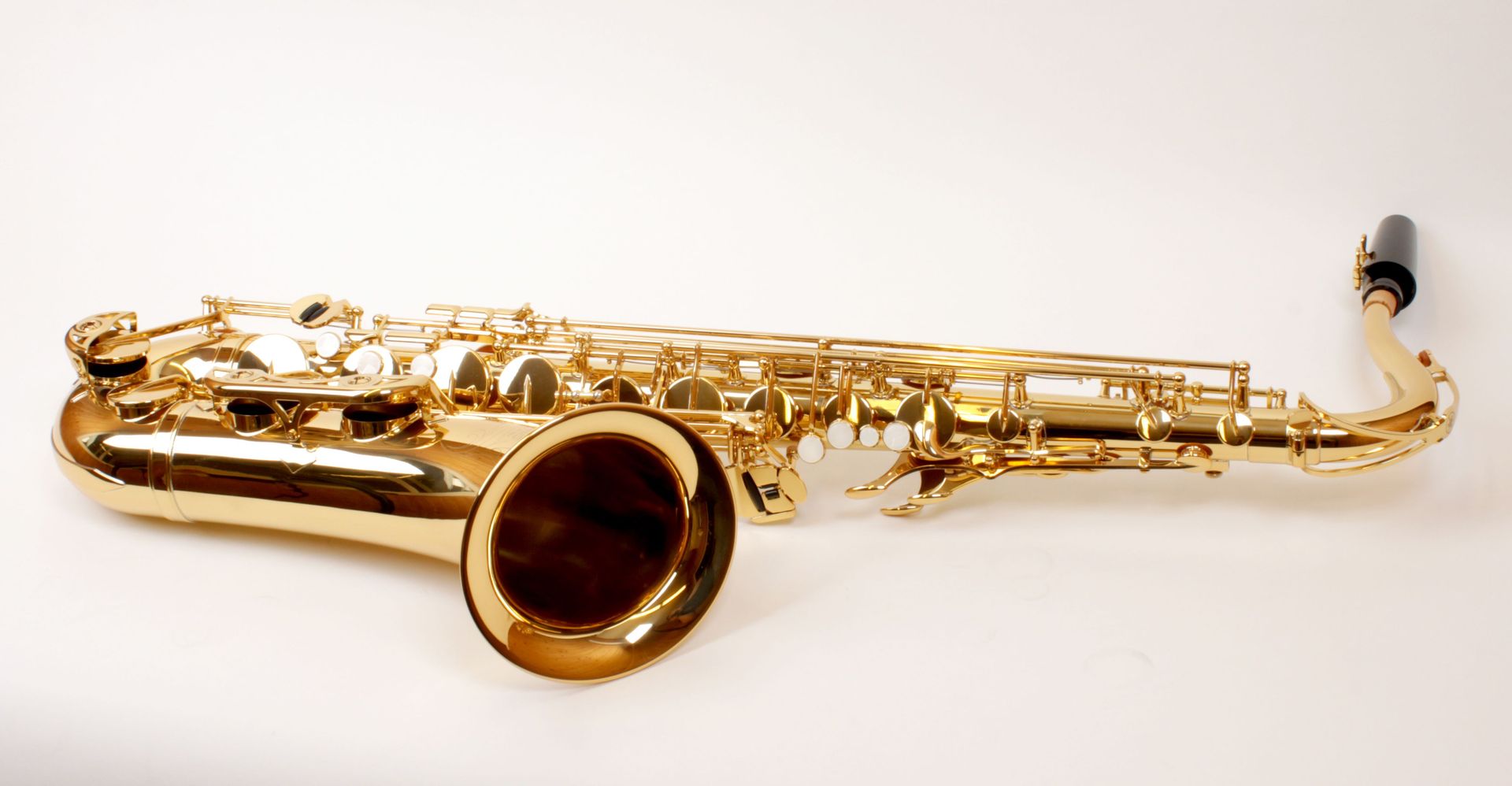 Yamaha PLUTUS YTS-PLU1 B-Tenorsaxophon , incl. Koffer u. Zubehör