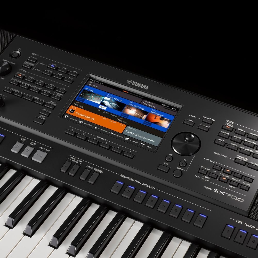 Yamaha PSR-SX700 Entertainer Keyboard