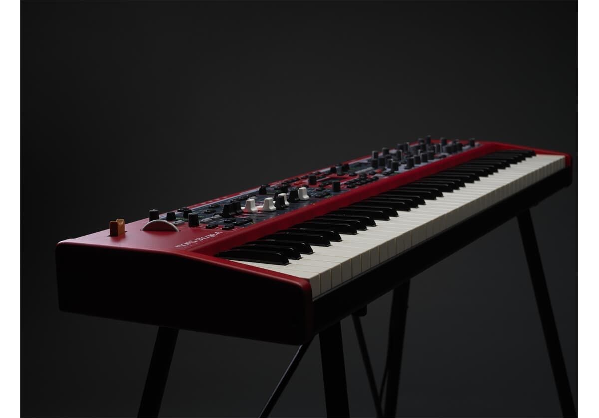 Clavia Nord Stage 4 88 Stagepiano /  Synth 88 Tasten Hammermechanik