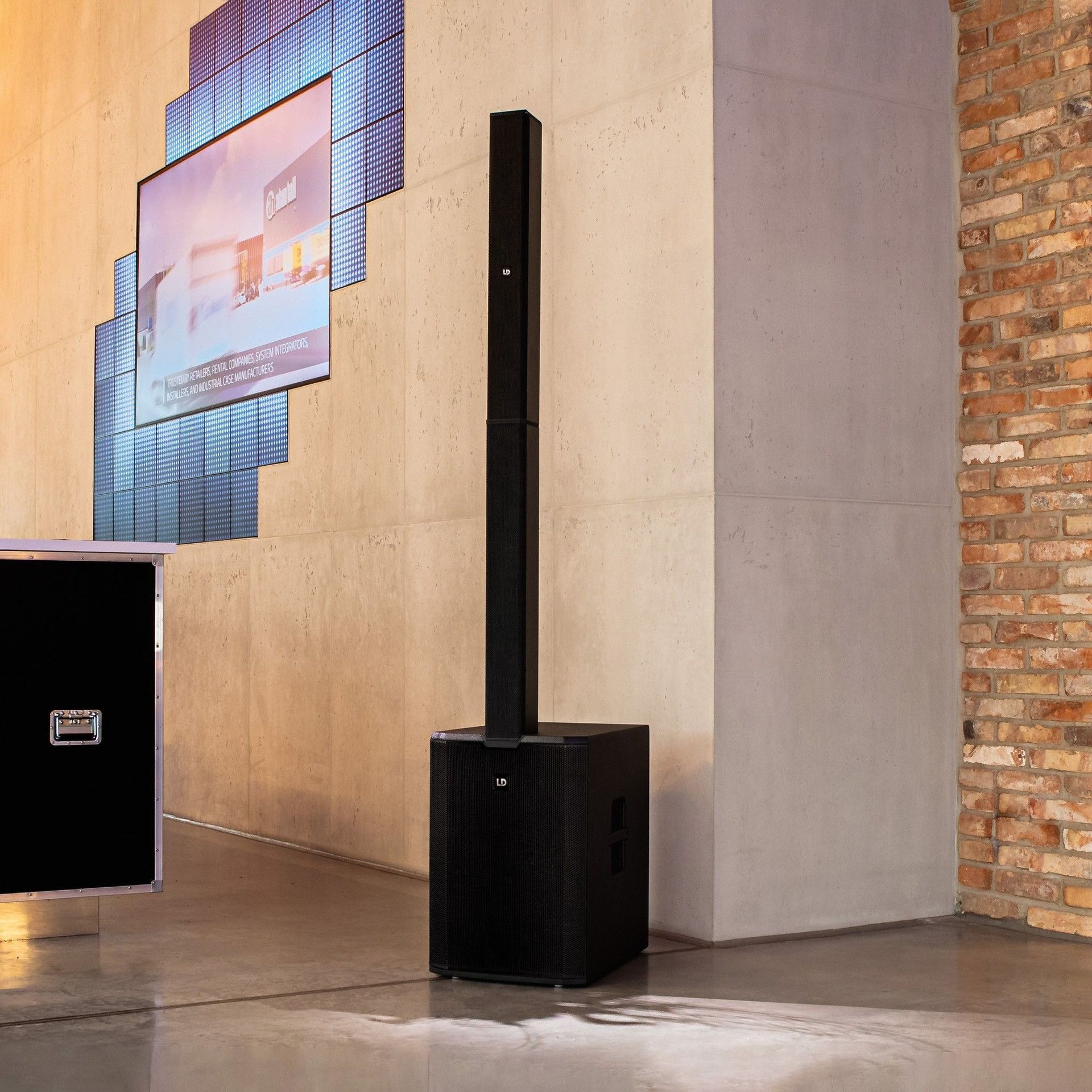 LD Systems Maui 44 G2 aktives Säulen PA-System mit 1500W RMS Class-D Endstufen