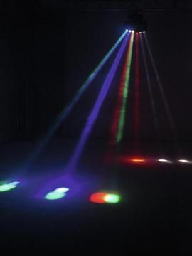 FUTURELIGHT Color Wave LED-Moving-Leiste Movinghead Lichteffekt mit RGBW Farben FUTURELIGHT Color Wave LED-Moving-Leiste Movinghead Lichteffekt mit RGBW Farben