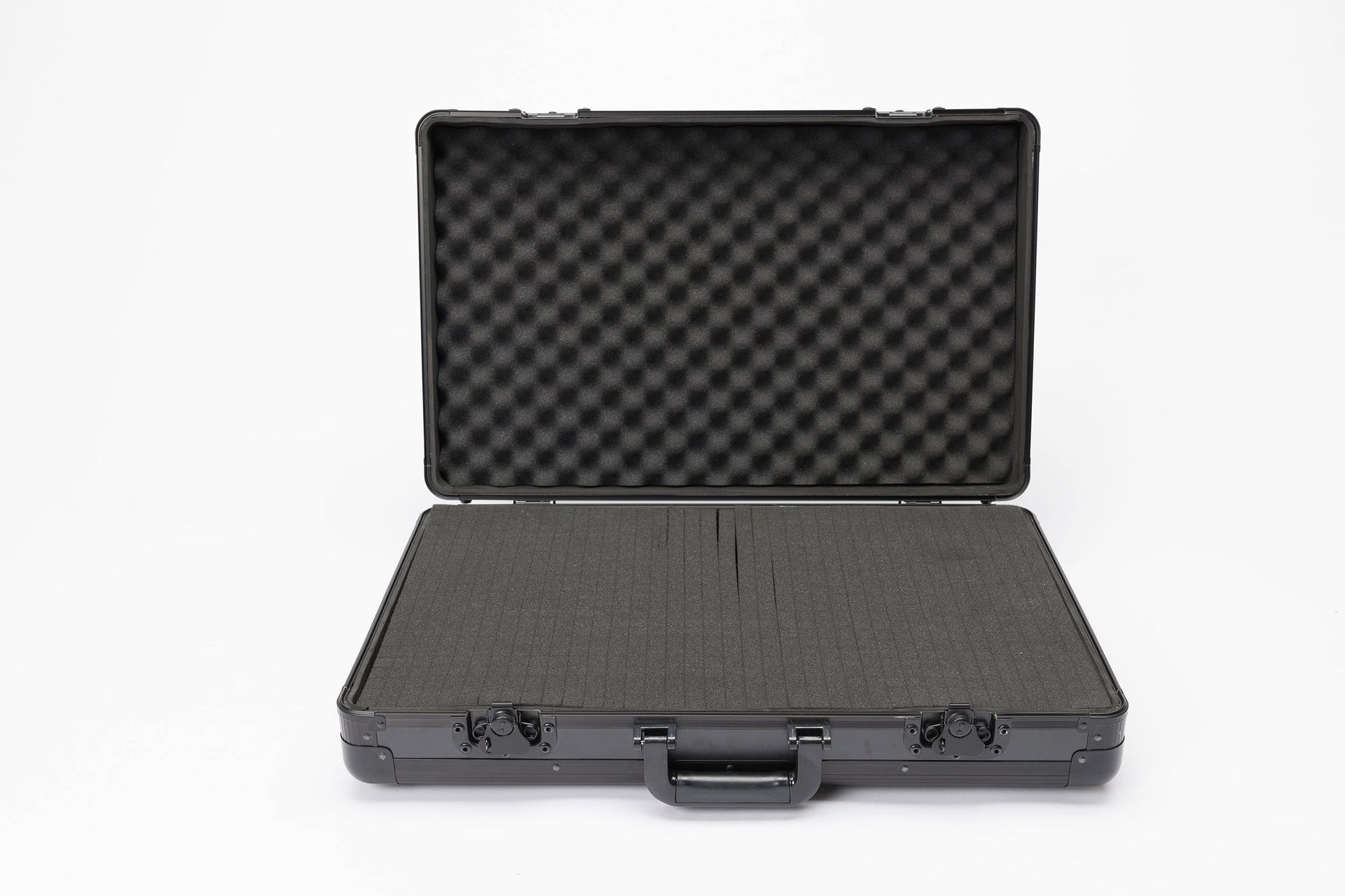 Magma Carry Lite DJ-Case XL Plus Universalkoffer für DJ-Controller, Mixer u.a.