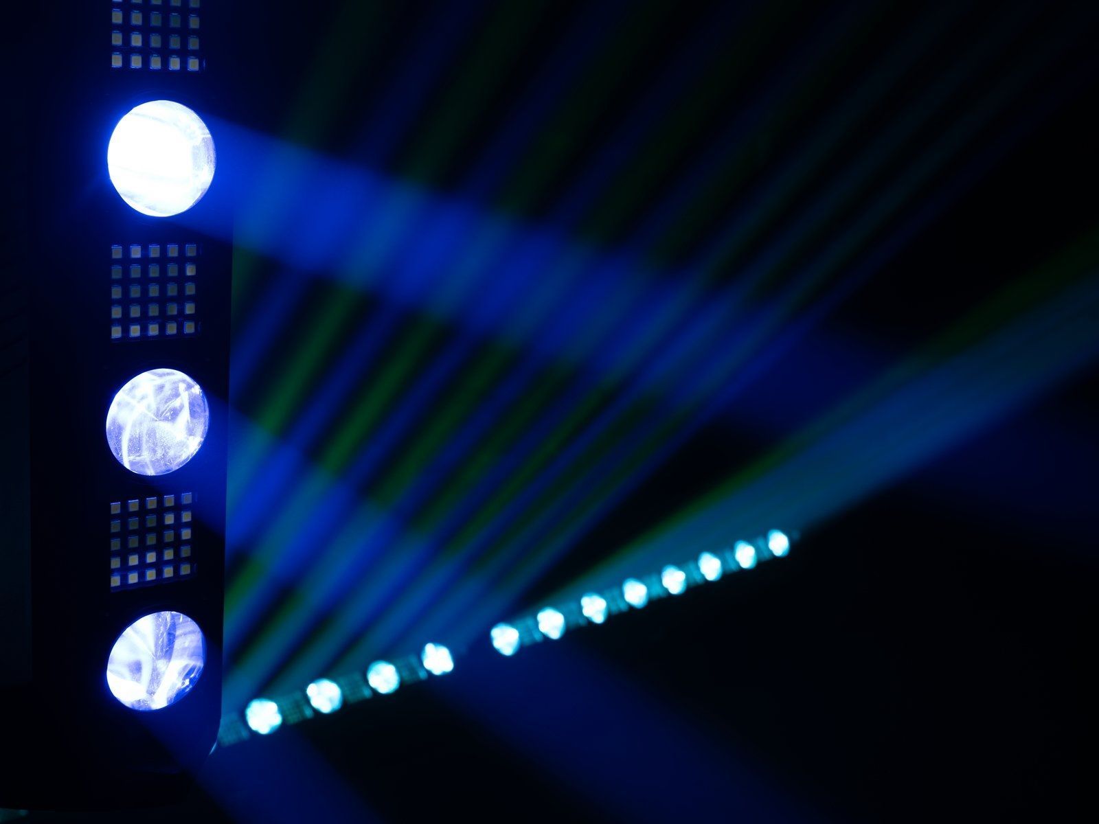 EUROLITE LED BAR-8 Swing QCL Leiste_00053262_
