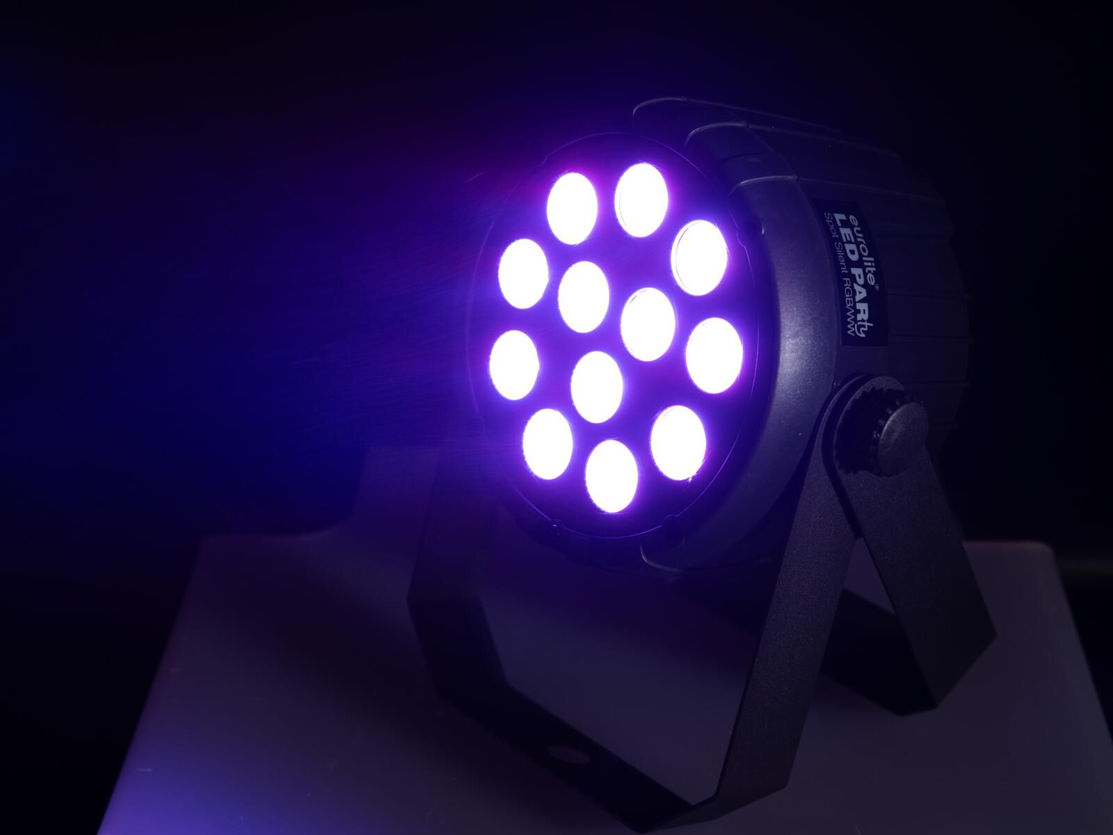EUROLITE LED PARty Spot Silent RGB/WW  flacher LED PAR-Scheinwerfer _00054844_