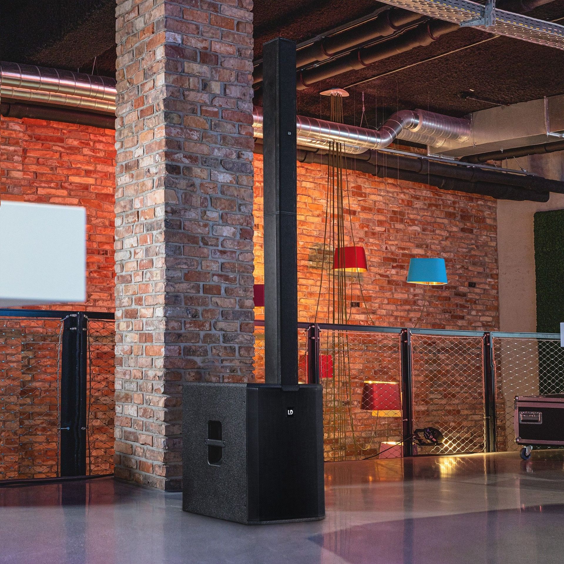 LD Systems Maui 44 G2 aktives Säulen PA-System mit 1500W RMS Class-D Endstufen