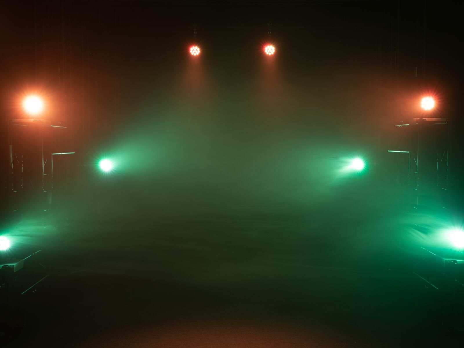EUROLITE LED PARty Spot Silent RGB/WW  flacher LED PAR-Scheinwerfer _00054844_