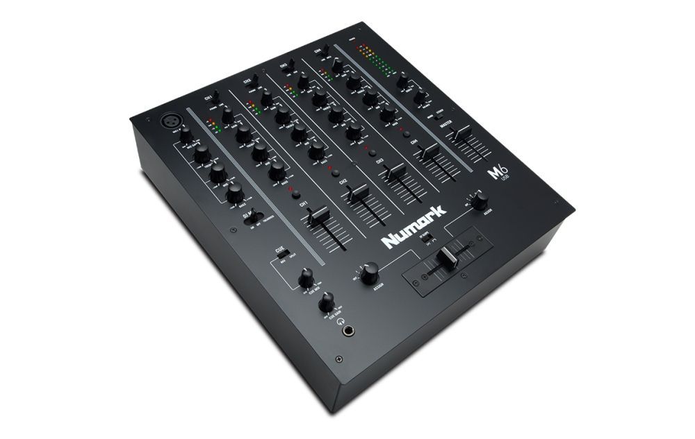 Numark M6 USB Black DJ-Mixer