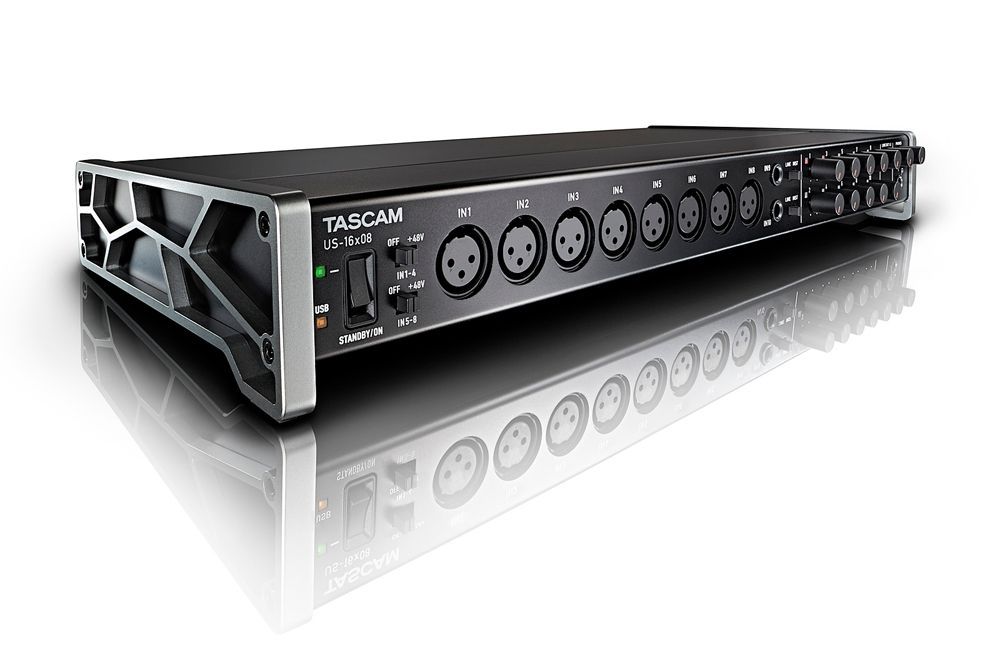 Tascam US-16x08  USB-Audio-/MIDI-Interface mit 8 Mikrofon- + 8 Line-Eingänge