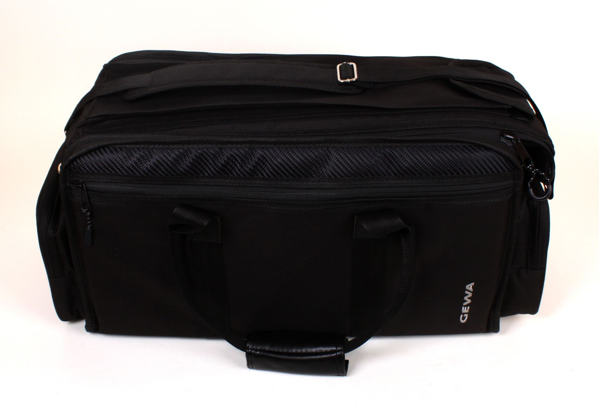 GEWA Gigbag Tasche für 2-3 Trompeten / Flügelhorn PREMIUM 30mm gefüttert 253130 GEWA Gigbag Tasche für 2-3 Trompeten / Flügelhorn PREMIUM 30mm gefüttert 253130