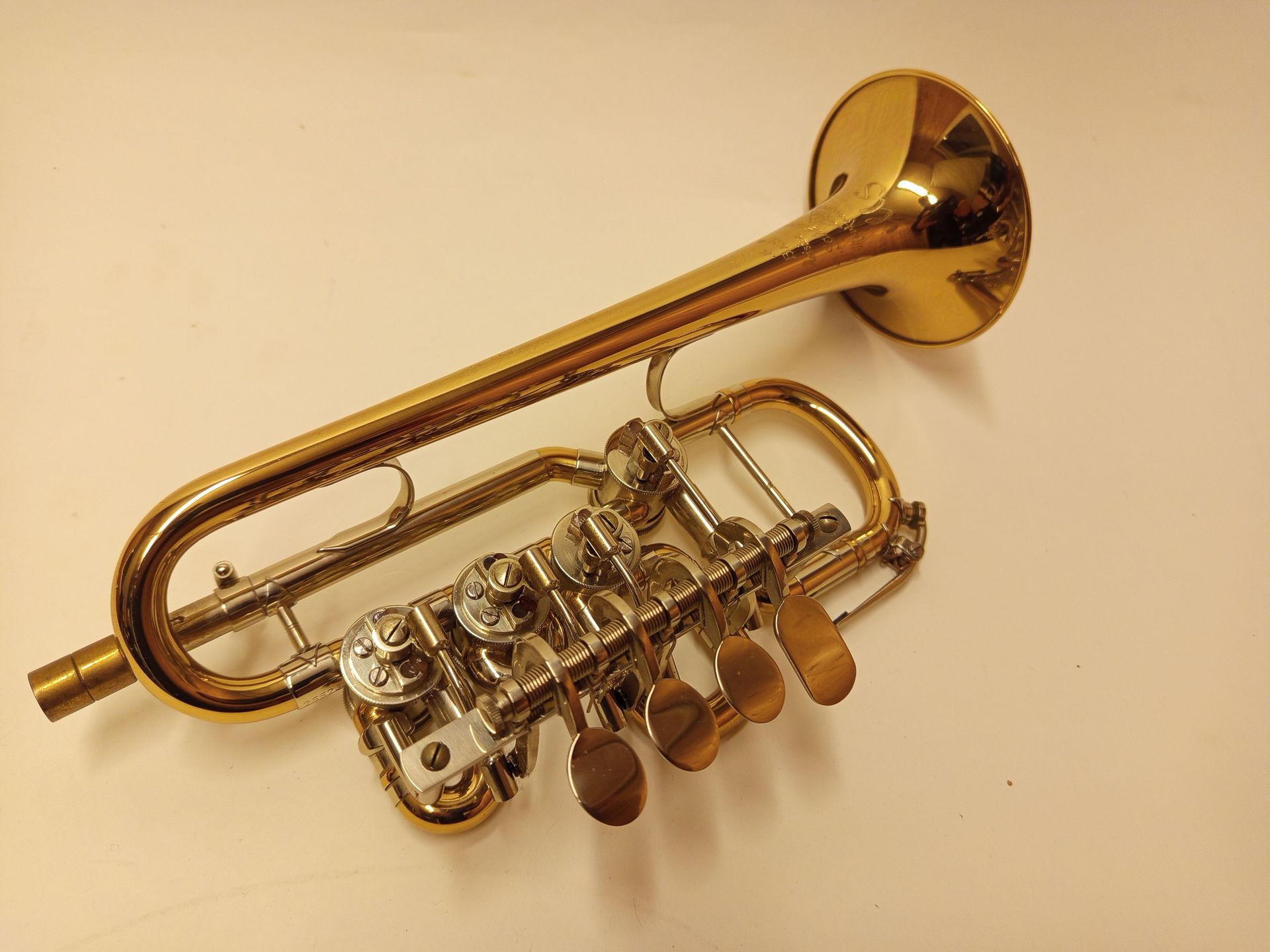 Scherzer Trompete Piccolo Hoch B/A Kugelgelenke Bach-Trompete 8111G gebraucht