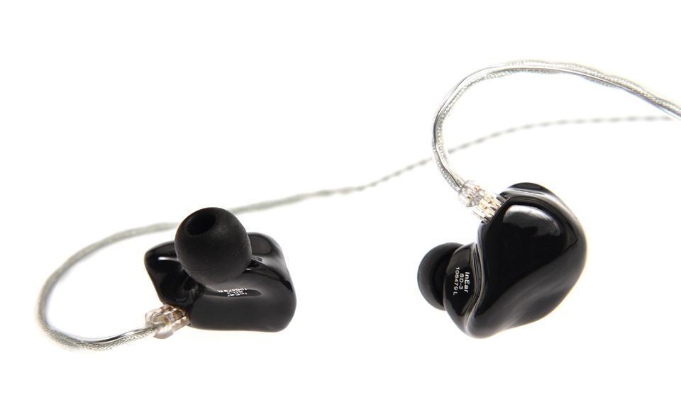 StageDiver SD-4S In-Ear Hörer 2-Wege System mit 4 Treibern, schwarz im Hardcase